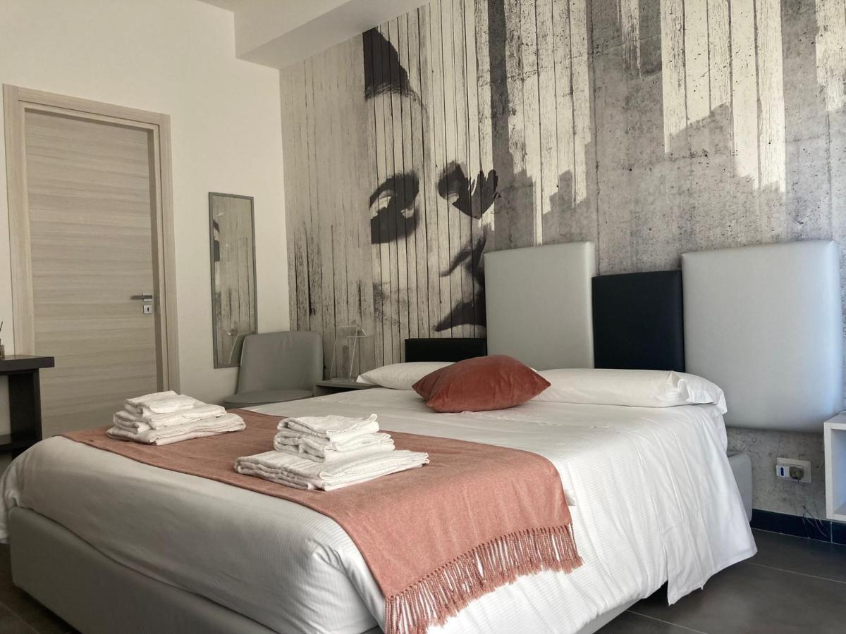 I Mori - Luxury Rooms Syracuse Екстер'єр фото